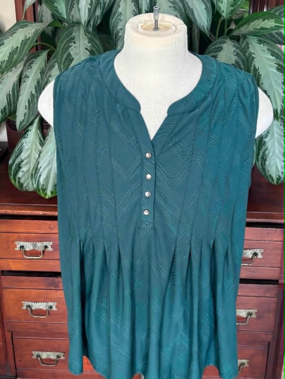 Lily Morgan Teal Sleeveless Blouse #017